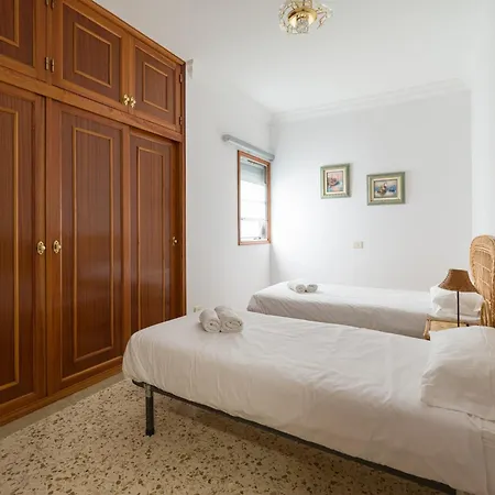 Beachfront House In Palmas Near Canteras