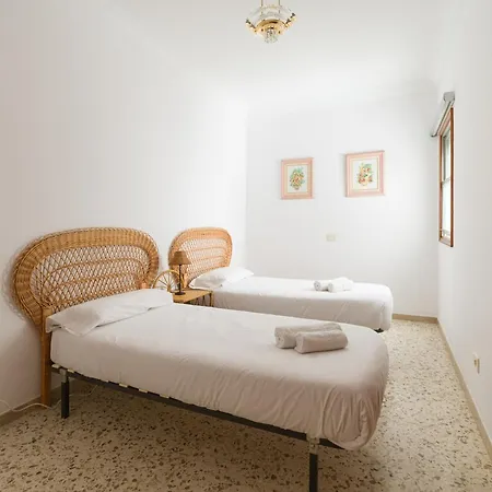 Beachfront House In Palmas Near Canteras * Las Palmas de Gran Canaria